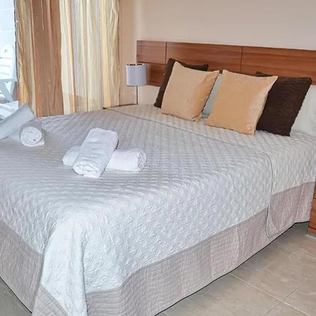 Apartman Lovely Sunset Holidays Apartament *